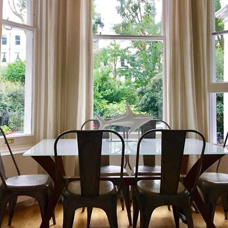 Stunning 2 Bed/2Bath Flat In Heart Of Kensington Lejlighed London Eksteriør billede